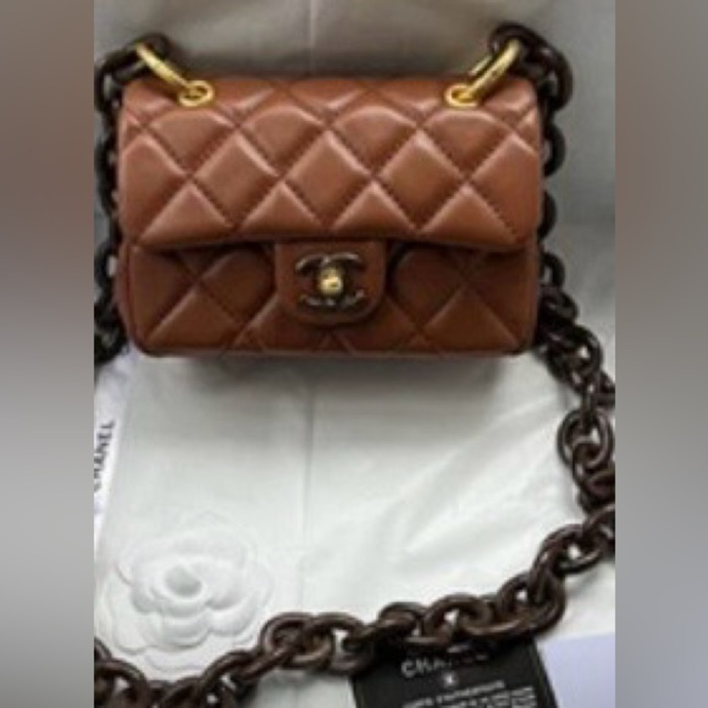 Quilted fashion purse / handbag